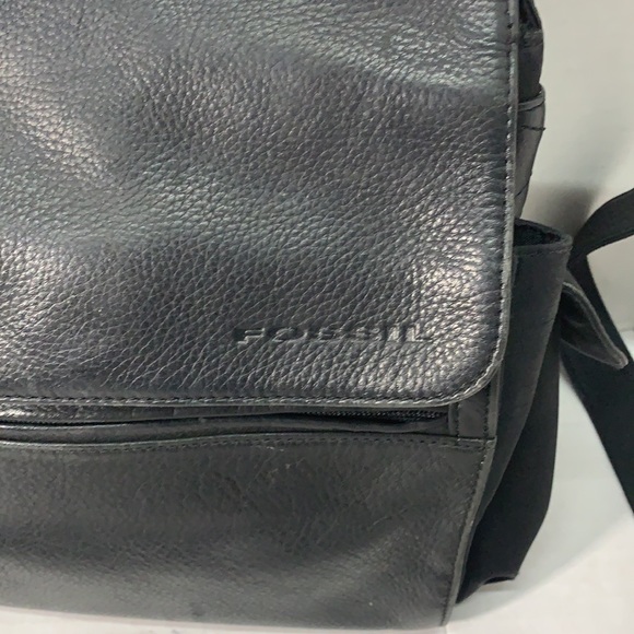 Nice Leather Fossil Crossbody Bag - Picture 3 of 8